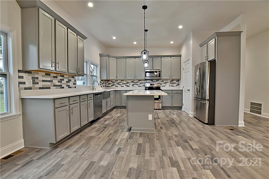 446 Elm Street Lancaster, SC 29720 - Photo 12 of 30 Gallery Image 12