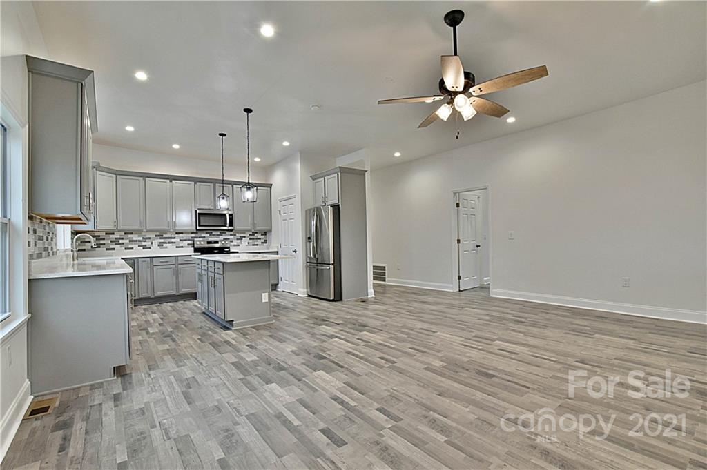 446 Elm Street Lancaster, SC 29720 - Photo 8 of 30 Gallery Image 8