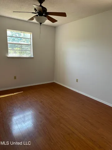 $1,250 | 209 Cedar Drive, D'Iberville, MS 39540