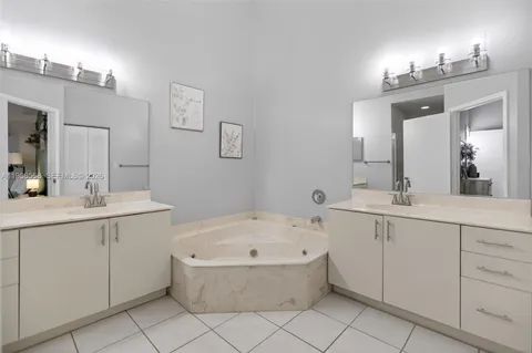 $674,999 | 8864 Northwest 189th Terrace, Hialeah, FL 33018