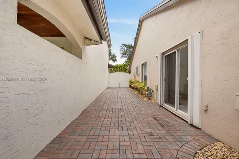 $674,999 | 8864 Northwest 189th Terrace, Hialeah, FL 33018