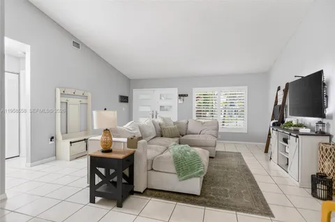 $674,999 | 8864 Northwest 189th Terrace, Hialeah, FL 33018