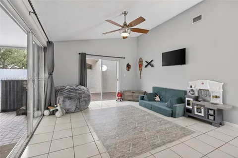 $674,999 | 8864 Northwest 189th Terrace, Hialeah, FL 33018