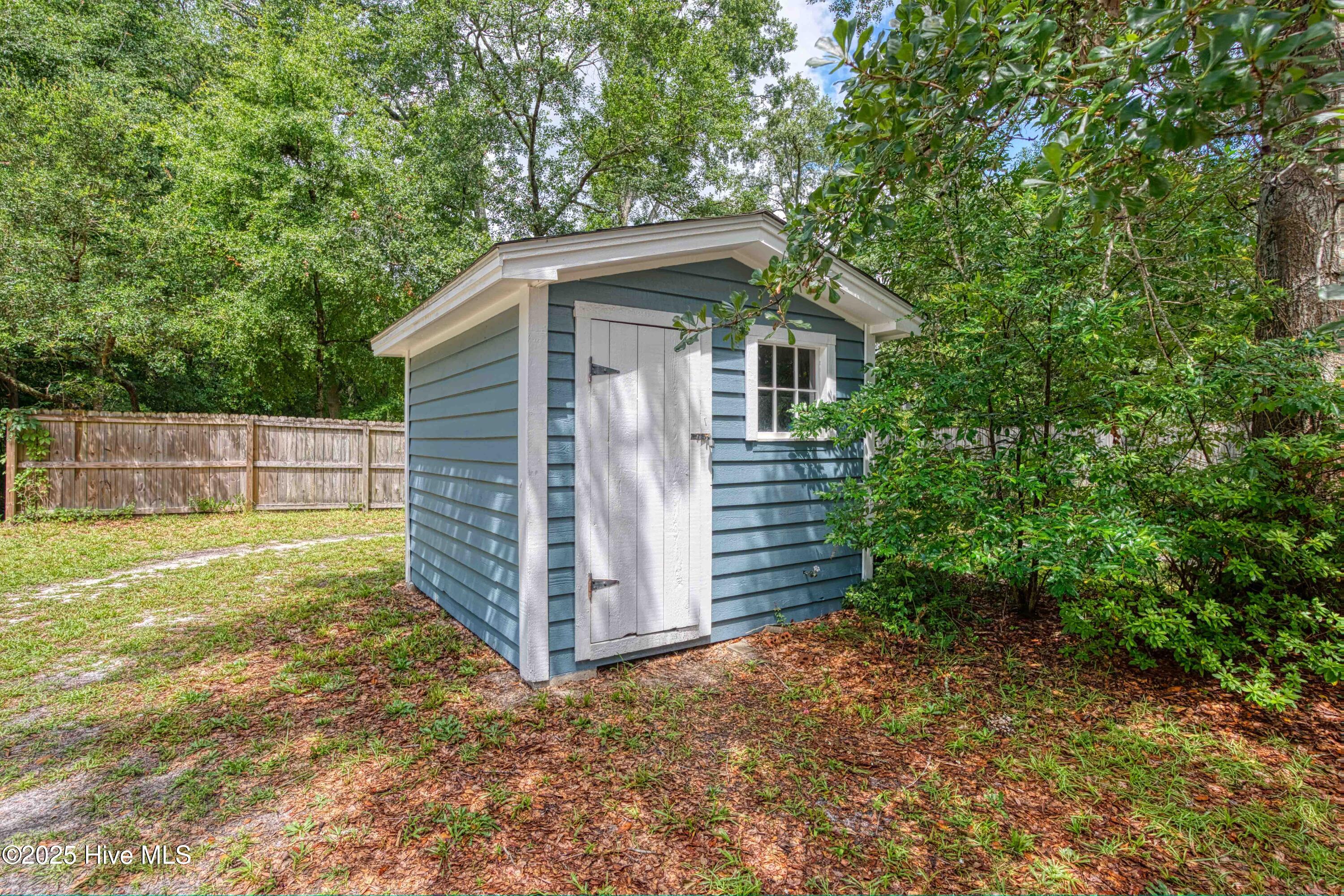 5463 Eastwind Road Wilmington, NC 28403 - Photo 28 of 28 5436 Eastwinf-7