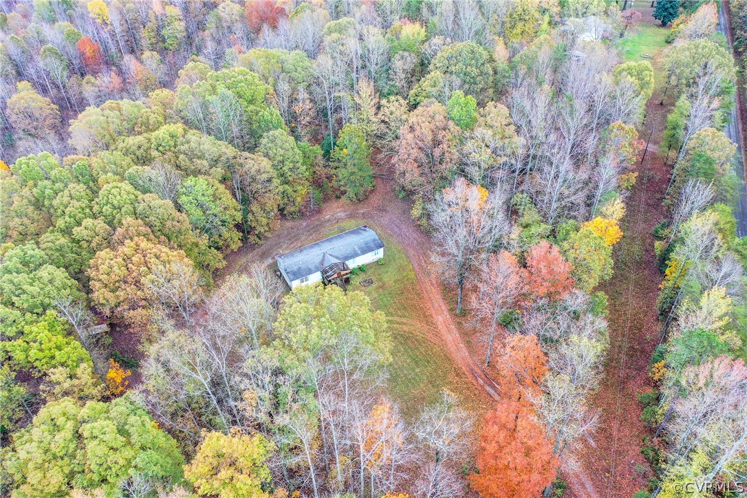 5024 Ange Road Louisa, VA 23093 - Photo 8 of 24