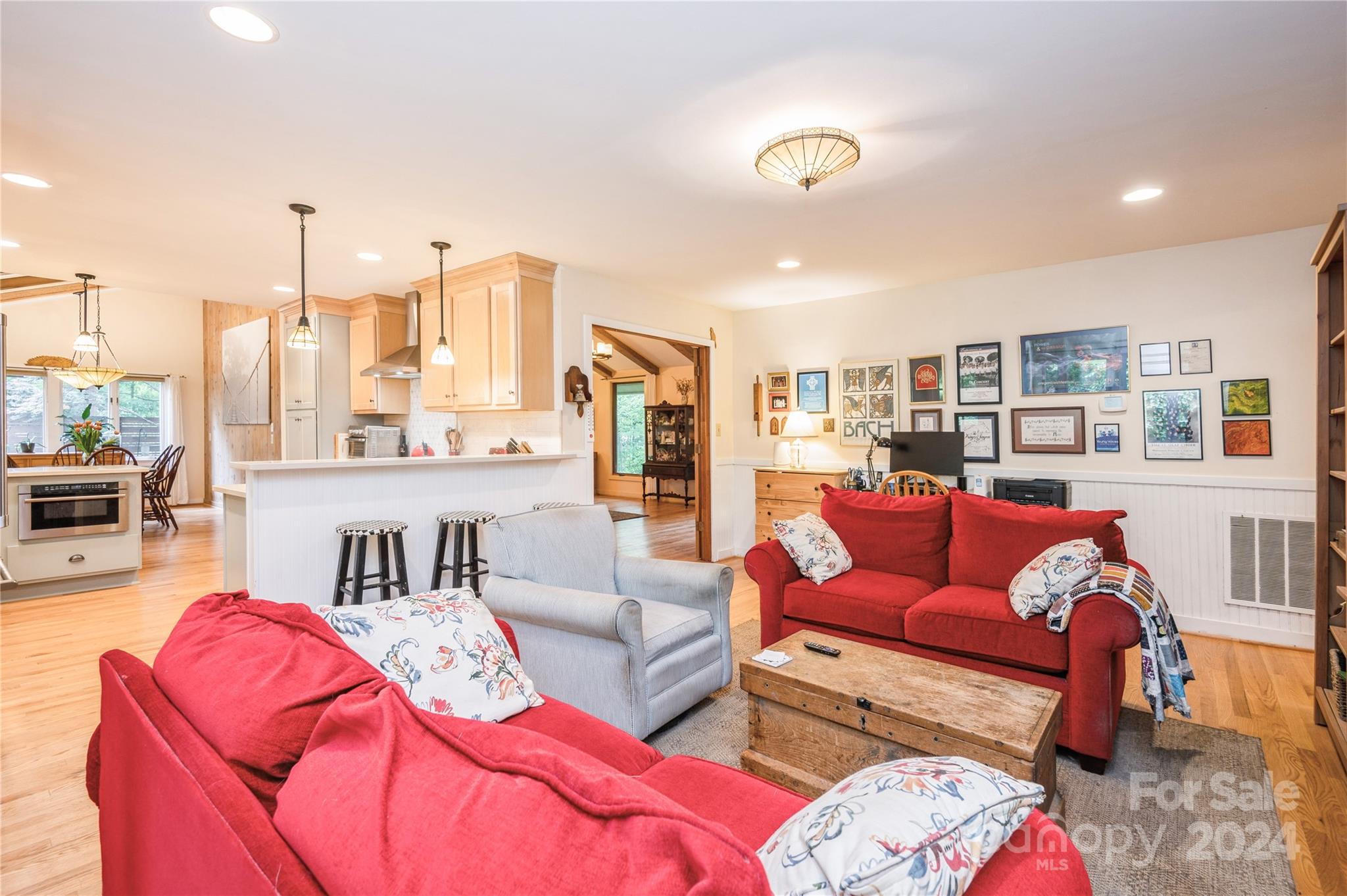 216 Sardis Road North Charlotte, NC 28270 - Photo 15 of 38 Gallery Image 15