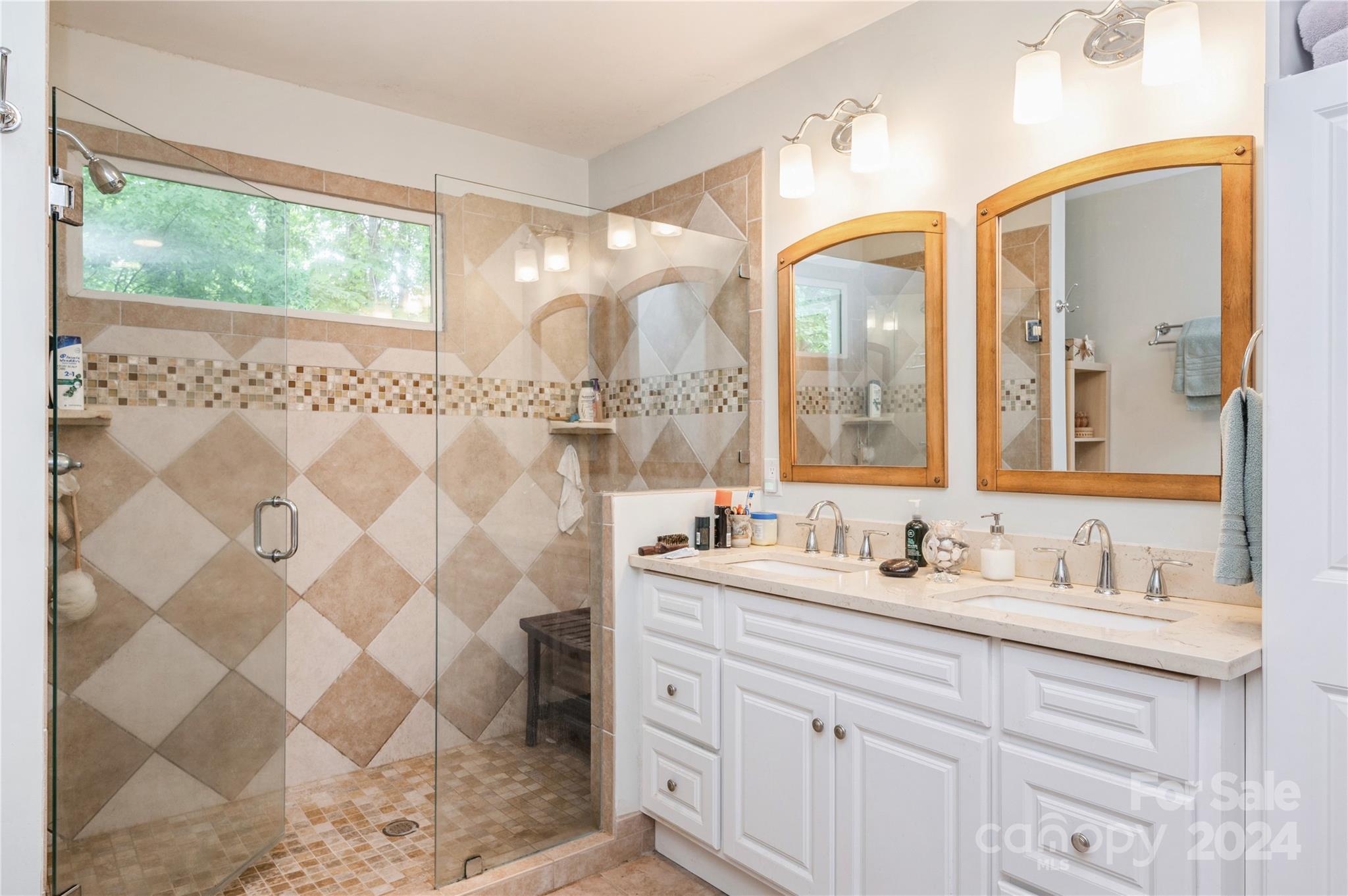 216 Sardis Road North Charlotte, NC 28270 - Photo 18 of 38 Gallery Image 18