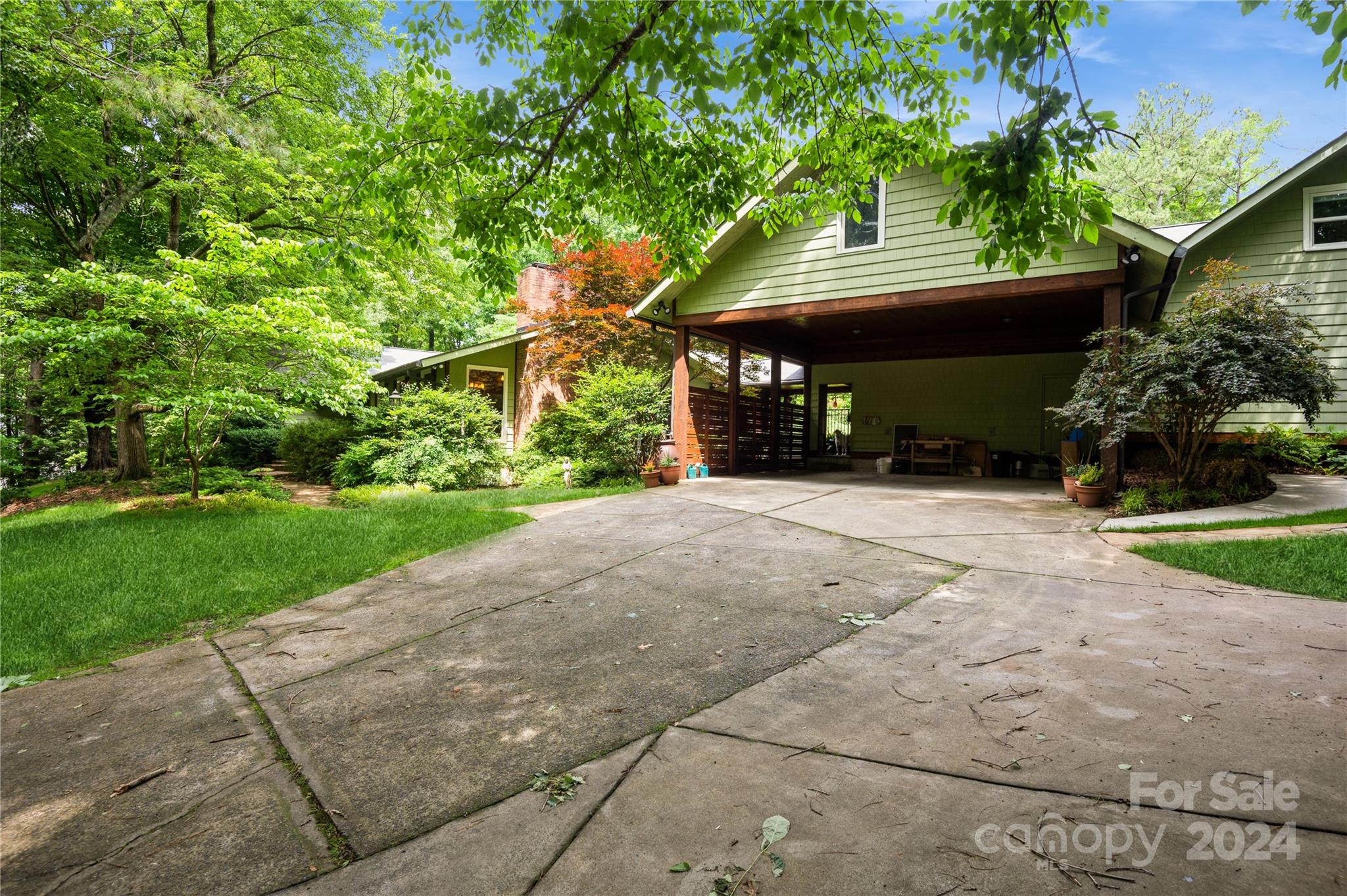 216 Sardis Road North Charlotte, NC 28270 - Photo 28 of 38 Gallery Image 28