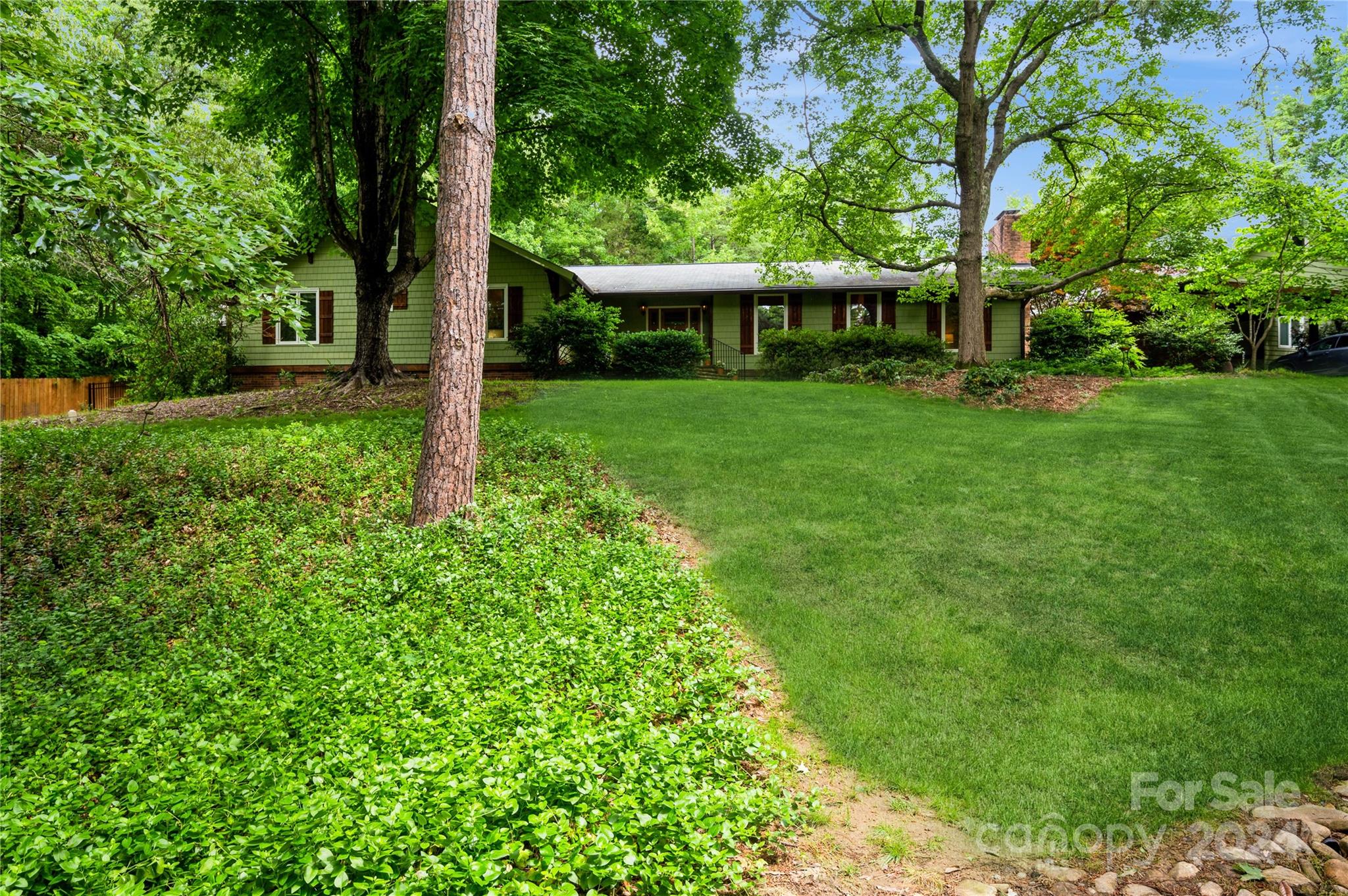 216 Sardis Road North Charlotte, NC 28270 - Photo 3 of 38 Gallery Image 3