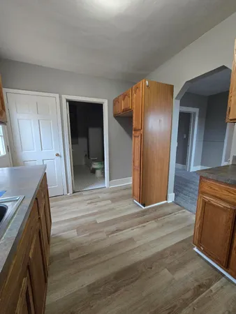 $130,000 | 2127 River Drive, Lincoln Park, MI 48146