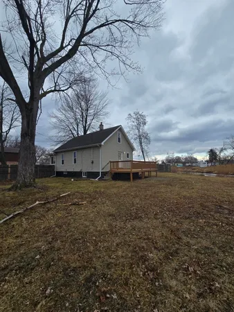 $130,000 | 2127 River Drive, Lincoln Park, MI 48146