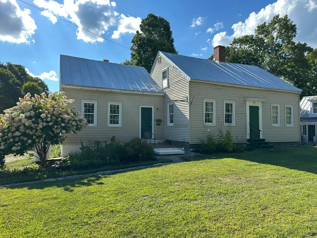 $285,000 | 980 East Madison Road, Madison, ME 04950