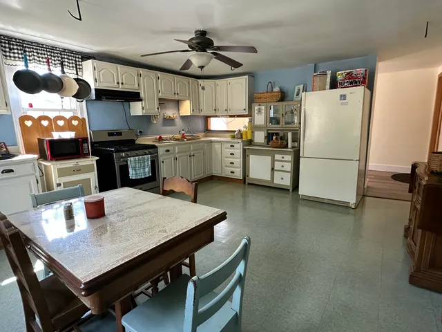 $285,000 | 980 East Madison Road, Madison, ME 04950