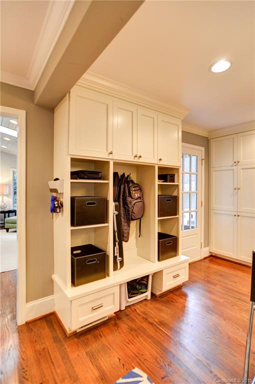 4817 Pine Ridge Road Charlotte, NC 28226 - Photo 9 of 20 Gallery Image 9