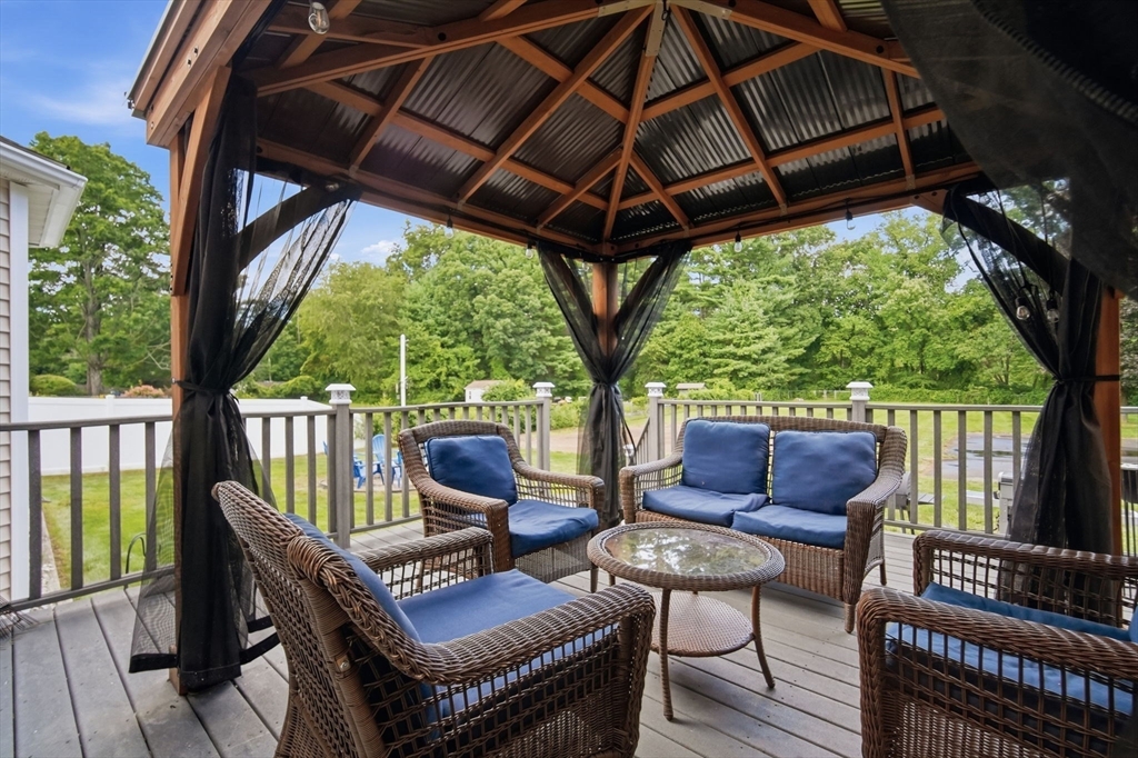 73 Meadowbrook Road Springfield, MA 01128 - Photo 31 of 39 Gallery Image 31