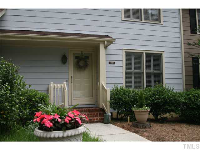 1524 Woodcroft Drive Raleigh, NC 27609 - Photo 25 of 25 a front view of a house