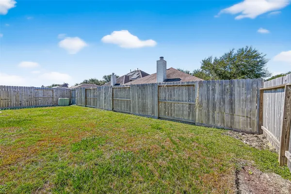 $1,850 | 4002 Teal Run Pl Court, Fresno, TX 77545