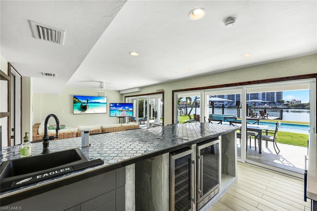 336 Oak Avenue Naples, FL 34108 - Photo 28 of 43