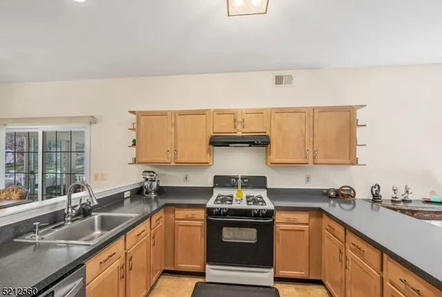 $4,150 | 706 Skyline Drive, Lake Hopatcong, NJ 07849