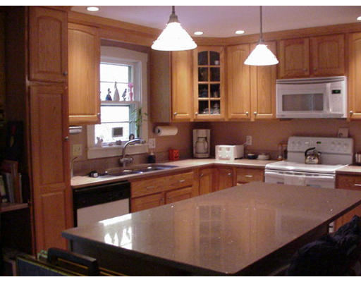 674 Flat Hill Road Lunenburg, MA 01462 - Photo 2 of 7 Gallery Image 2
