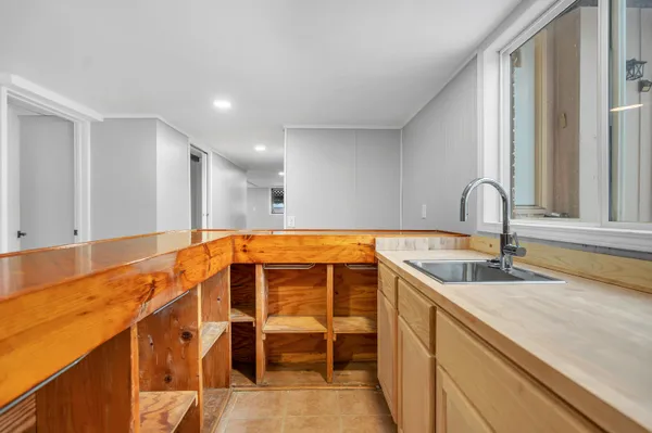 $3,650 | 831 Opal Drive, Valparaiso, IN 46383