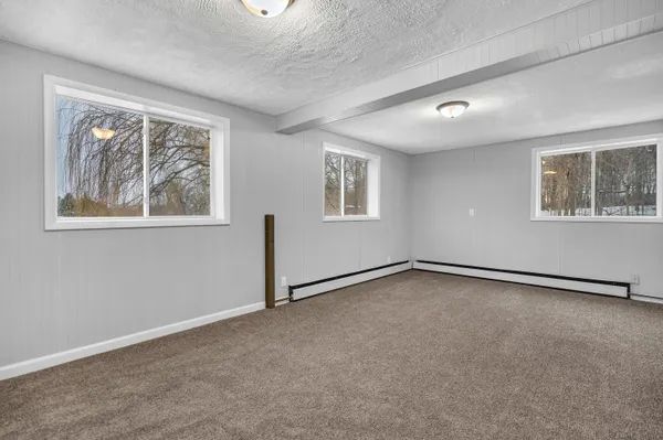$3,650 | 831 Opal Drive, Valparaiso, IN 46383