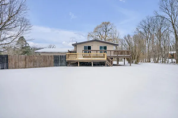 $3,650 | 831 Opal Drive, Valparaiso, IN 46383