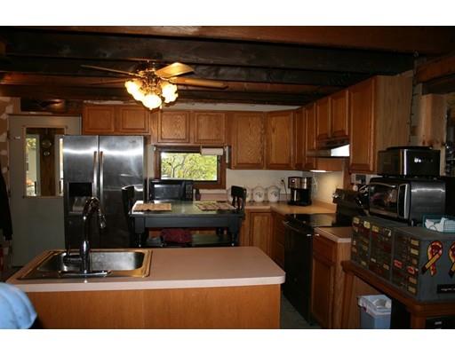57 Pequot Point Road Westfield, MA 01085 - Photo 7 of 23