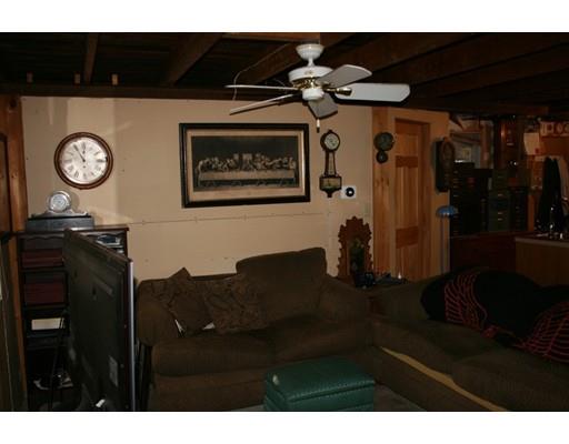 57 Pequot Point Road Westfield, MA 01085 - Photo 8 of 23