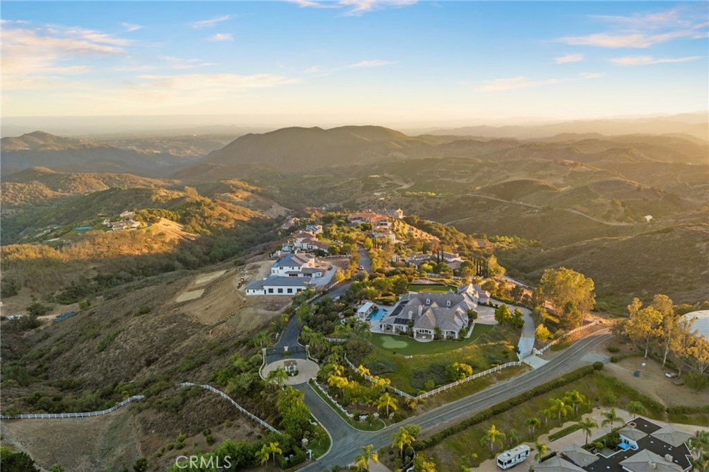 44995 Via Renaissance Temecula, CA 92590 - Photo 7 of 58 Gallery Image 7