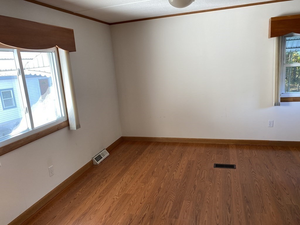 31 Hickory Road Taunton, MA 02780 - Photo 22 of 23 Gallery Image 22