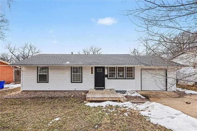 $219,900 | 14804 Bellaire Avenue, Grandview, MO 64030
