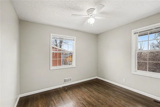 $219,900 | 14804 Bellaire Avenue, Grandview, MO 64030