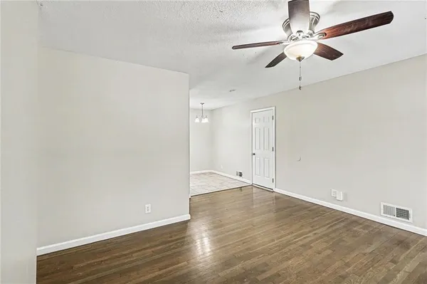 $209,900 | 14804 Bellaire Avenue, Grandview, MO 64030