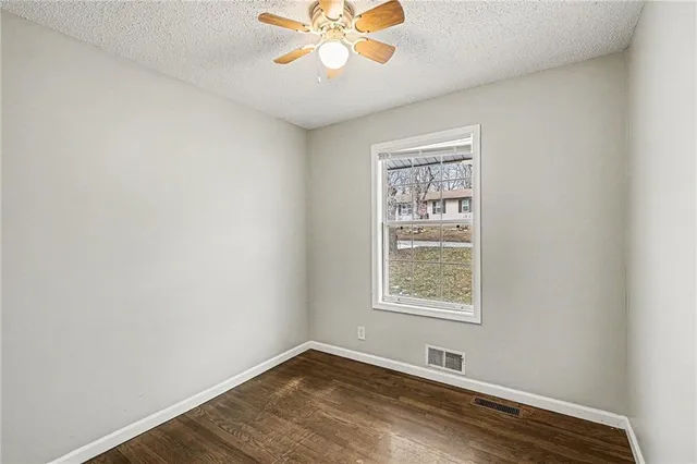 $219,900 | 14804 Bellaire Avenue, Grandview, MO 64030