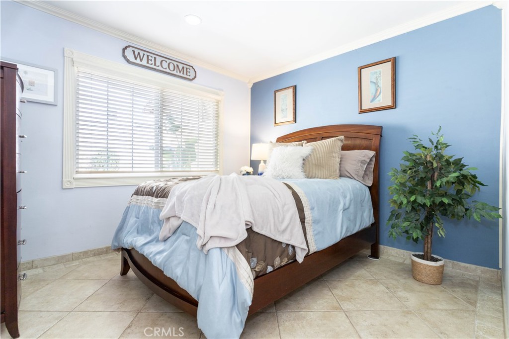 11625 Baird Avenue Porter Ranch, CA 91326 - Photo 17 of 36