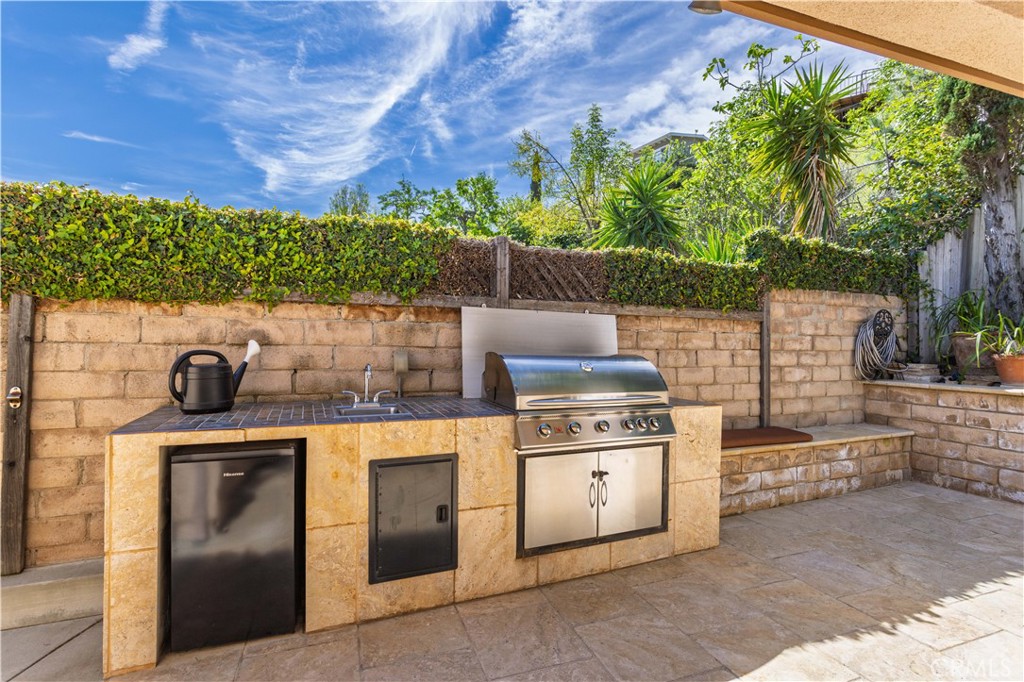 11625 Baird Avenue Porter Ranch, CA 91326 - Photo 33 of 36