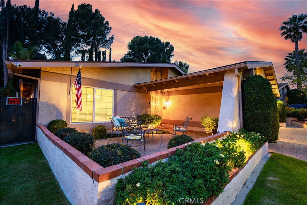 11625 Baird Avenue Porter Ranch, CA 91326 - Photo 4 of 36