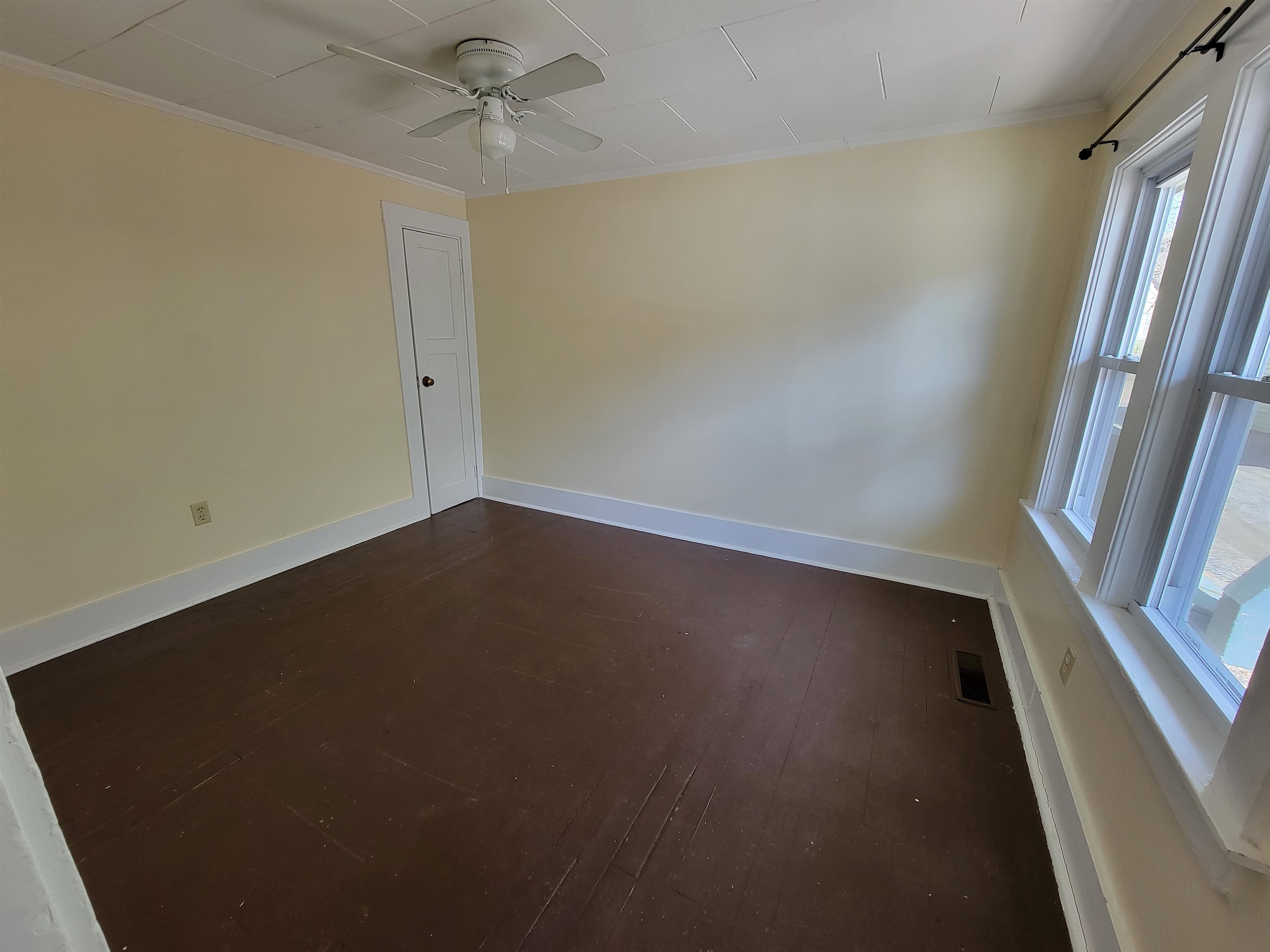 5-9 Merchant Street North Walpole, NH 03609 - Photo 18 of 28
