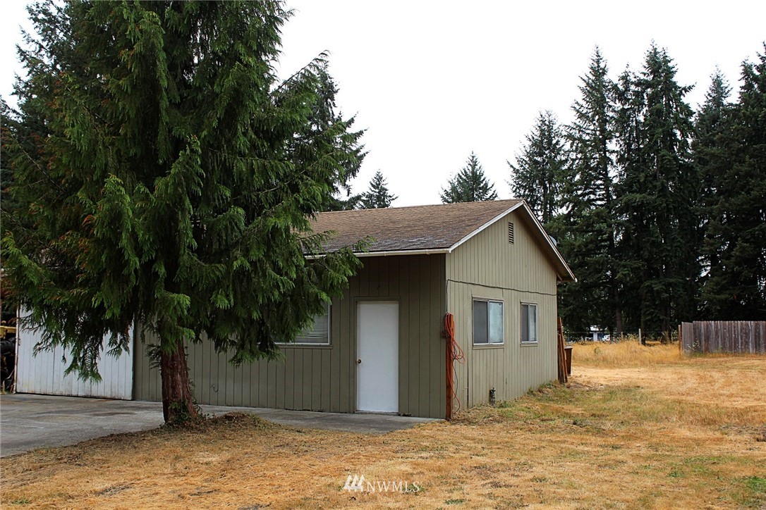 19143 Joselyn Road Southwest Rochester, WA 98579 - Photo 5 of 19