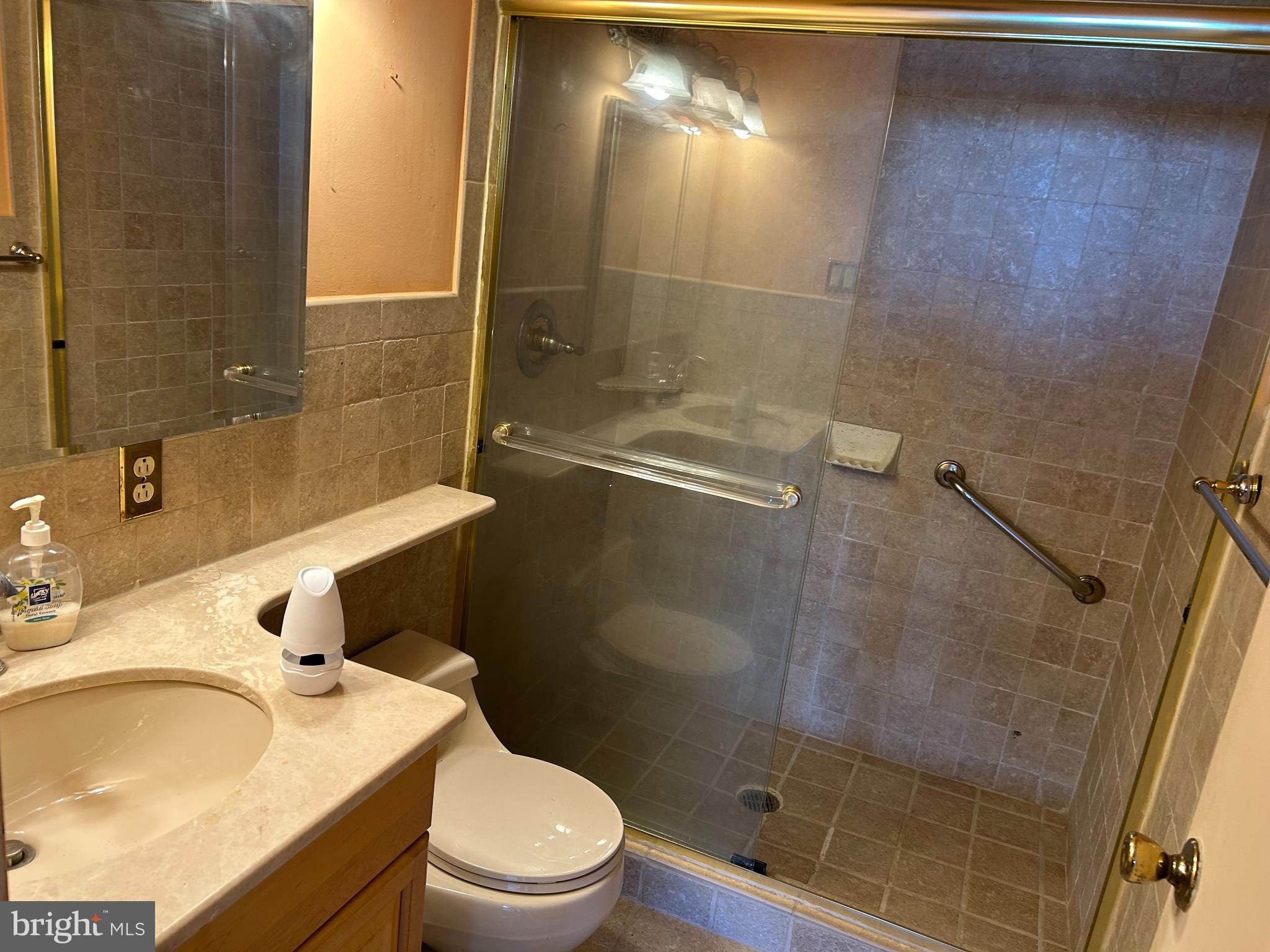 3900 West Ford Road, Unit 21P Philadelphia, PA 19131 - Photo 9 of 14