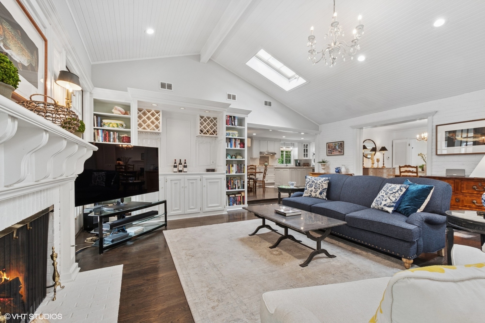 717 Brierhill Road Deerfield, IL 60015 - Photo 10 of 36 Gallery Image 10