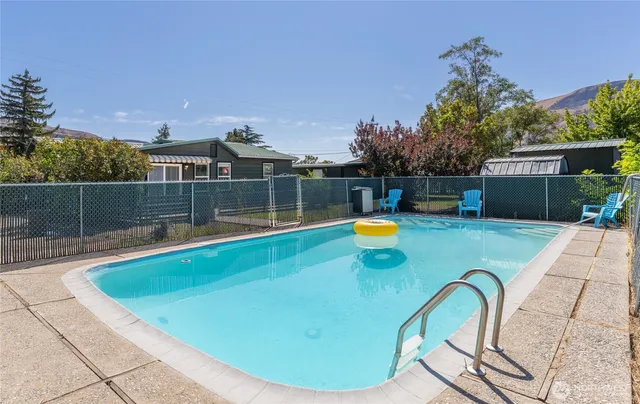 $394,900 | 7 Cambridge Avenue, Rock Island, WA 98850