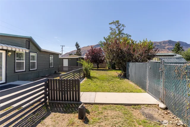 $394,900 | 7 Cambridge Avenue, Rock Island, WA 98850