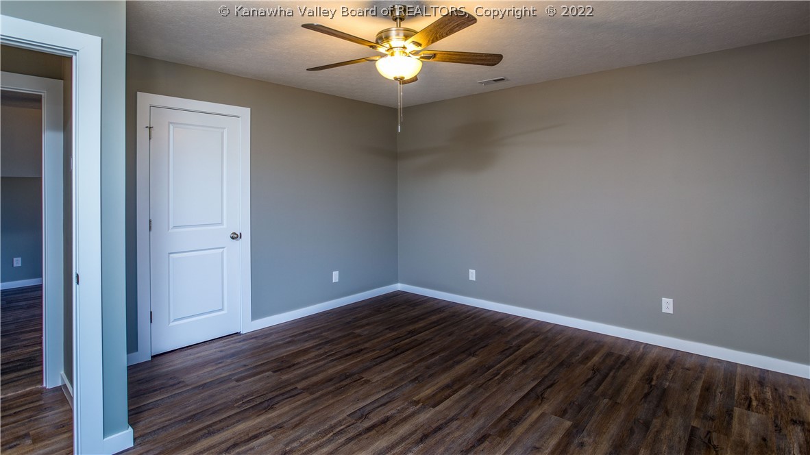 271 Castleknock Road Winfield, WV 25213 - Photo 25 of 36 Gallery Image 25