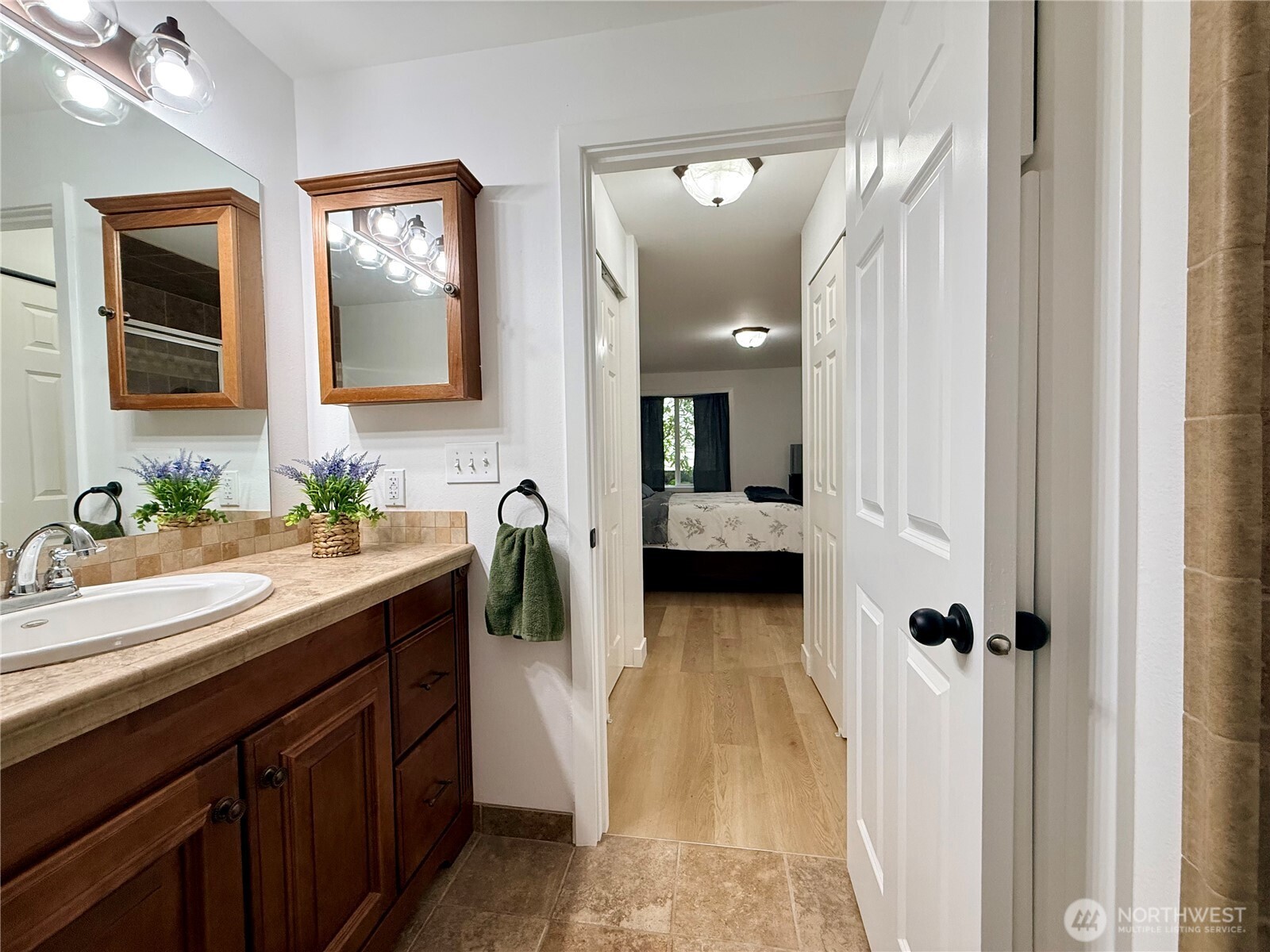 7901 196th Street Southwest, Unit 12 Edmonds, WA 98026 - Photo 32 of 35