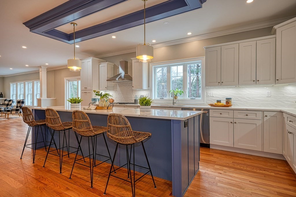 9 St Marys Road Burlington, MA 01803 - Photo 14 of 42 Gallery Image 14
