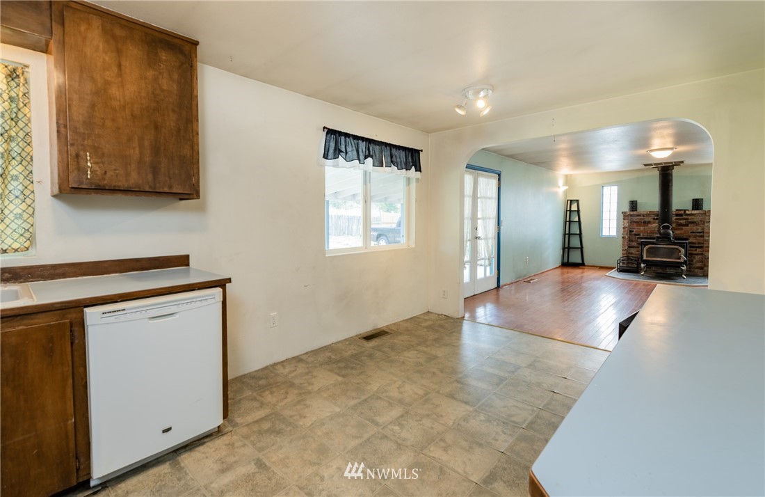 1240 Lattimore Road Ferndale, WA 98248 - Photo 7 of 31