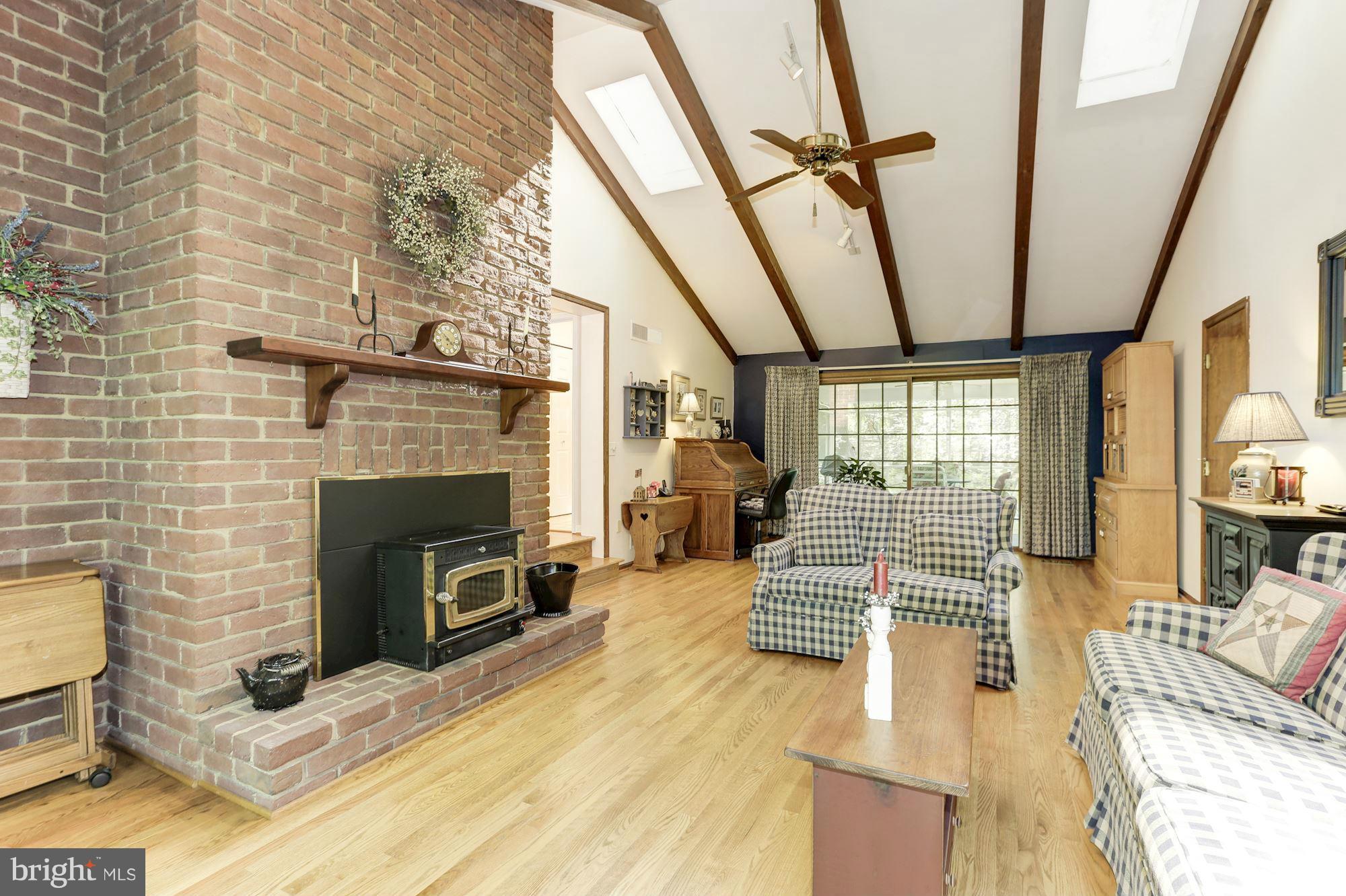 652 Ranger Court Davidsonville, MD 21035 - Photo 5 of 30 Family Room