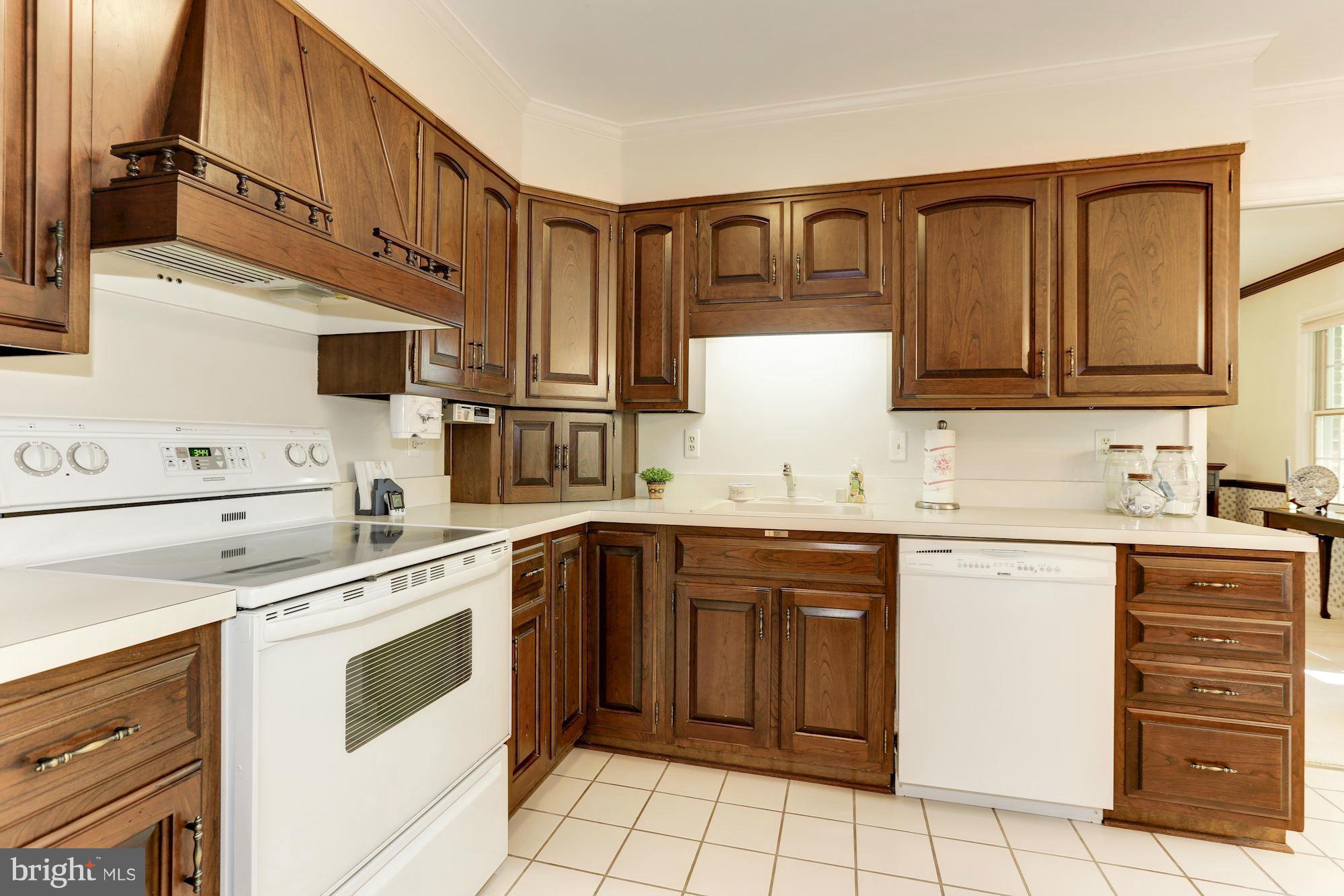 652 Ranger Court Davidsonville, MD 21035 - Photo 10 of 30 Kitchen